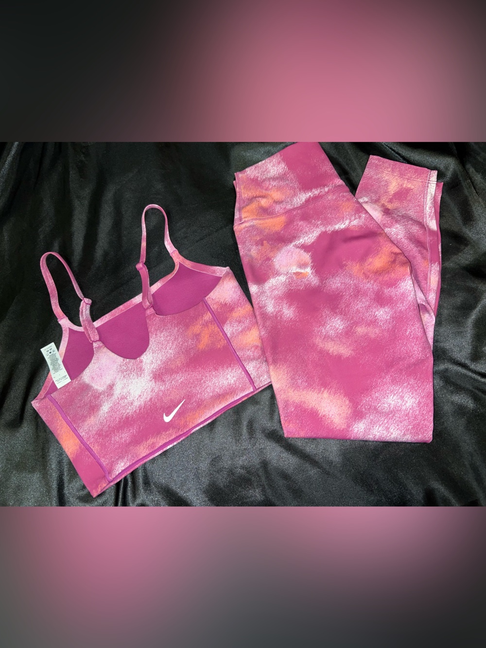 Nwot Nike Pink & Peach Tie-Dye Workout matching set